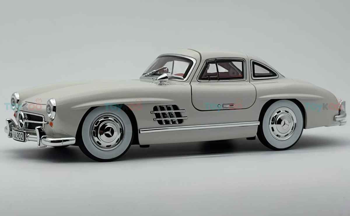 1954 Mercedes-Benz 300SL Gullwing 1:18 Diecast Model diecast scale model car